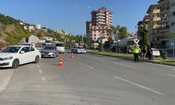 Motosiklet sürücüsü dualarla uğurlanıyor